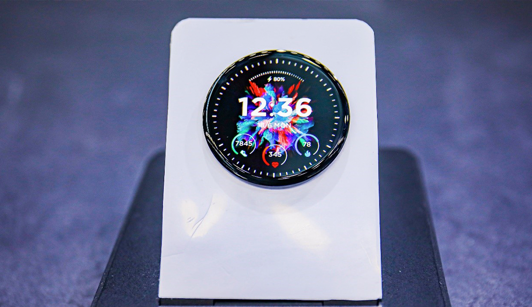 TCL利来w66获SGS全球首张可穿戴屏幕Flicker Free Plus全局无频闪认证